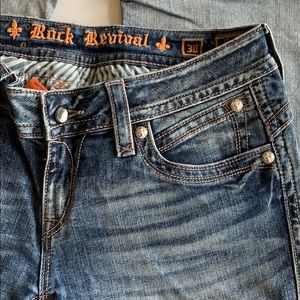 Women’s ROCK REVIVAL Gwen Boot cut Jean bling 💎